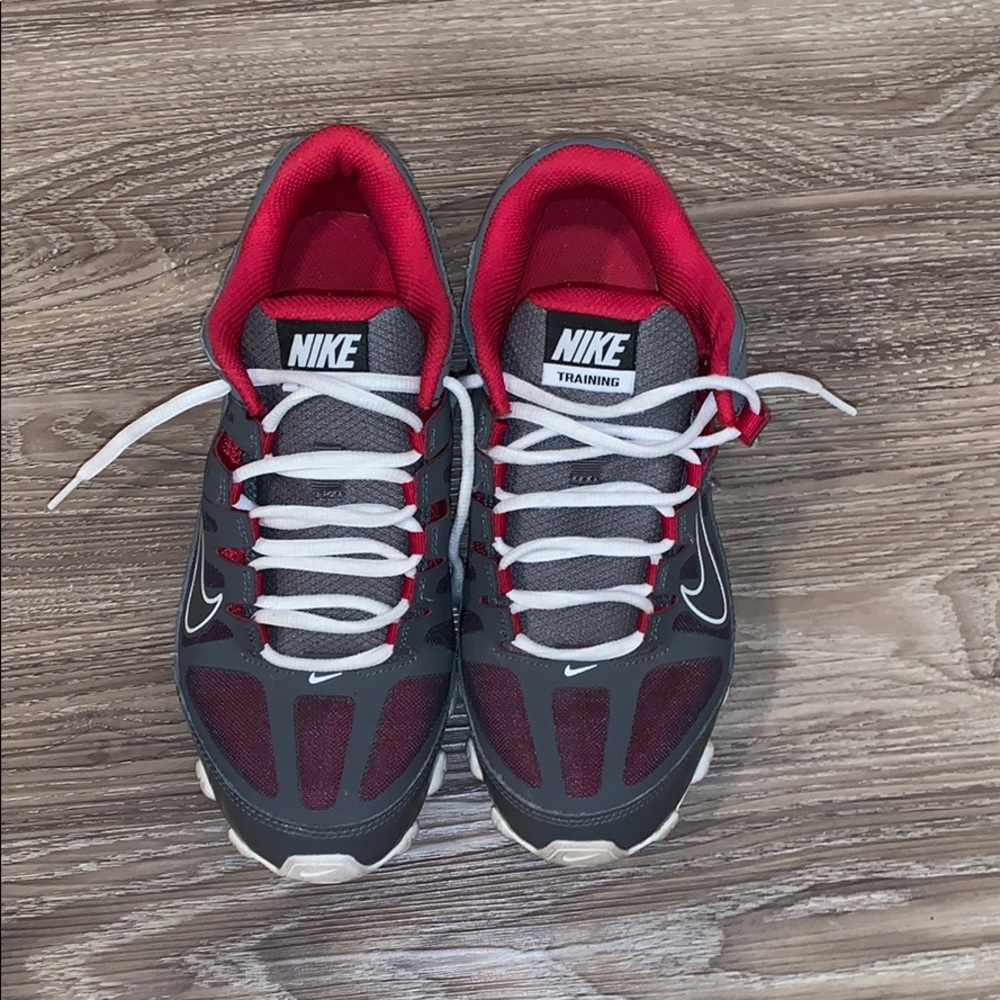 Nike REAX 8